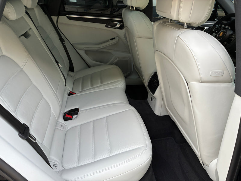 PORSCHE MACAN 2.0 i Full option