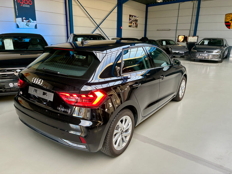 AUDI A1 30 TFSI  DSG   Met CarPlay