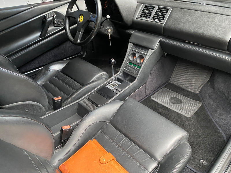 Ferrari 348 TS Met maar 17399 km